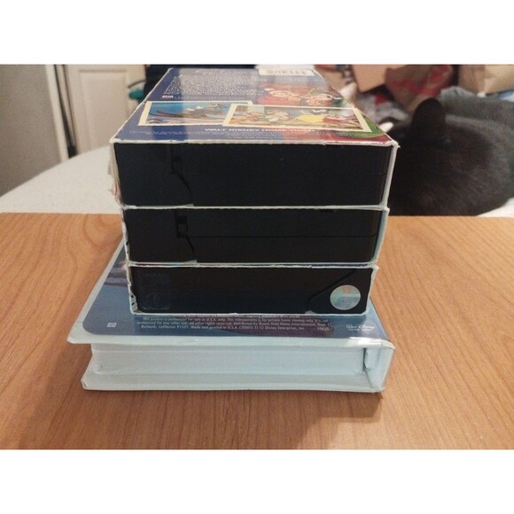 Disney Christmas Specials VHS Lot of 4 - See Description - Picture 6 of 7